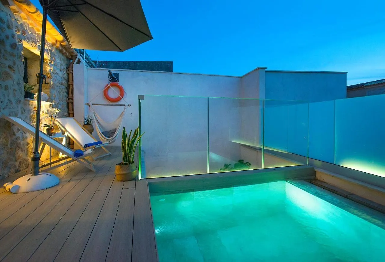 Owl Booking Villa Miquel - Luxury Retreat Buger
