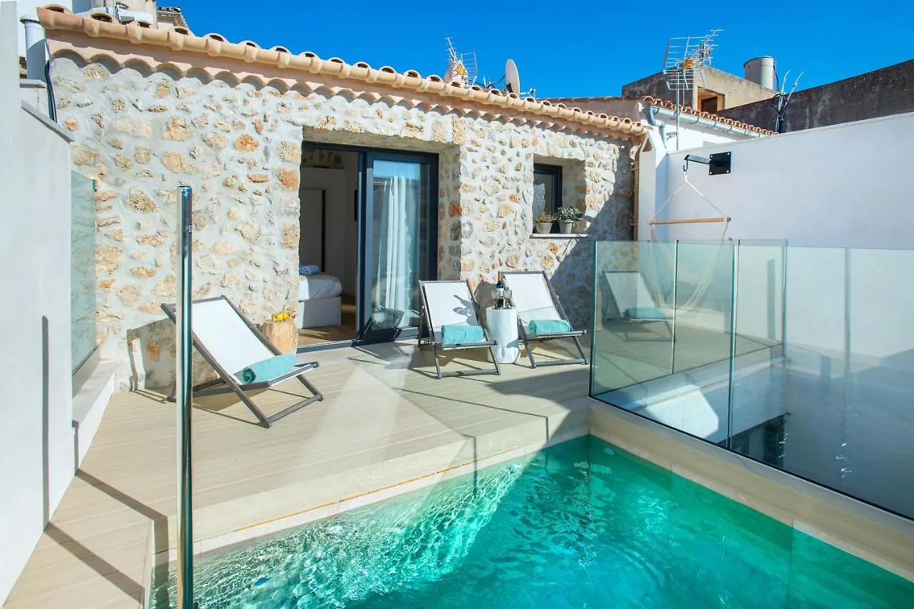 Owl Booking Villa Miquel - Luxury Retreat location